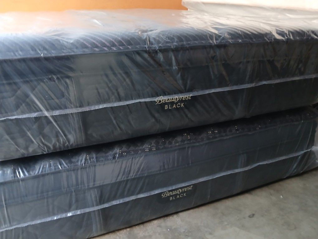 Beautyrest Series Two Plush Pllow Top Simmons Mattress California King