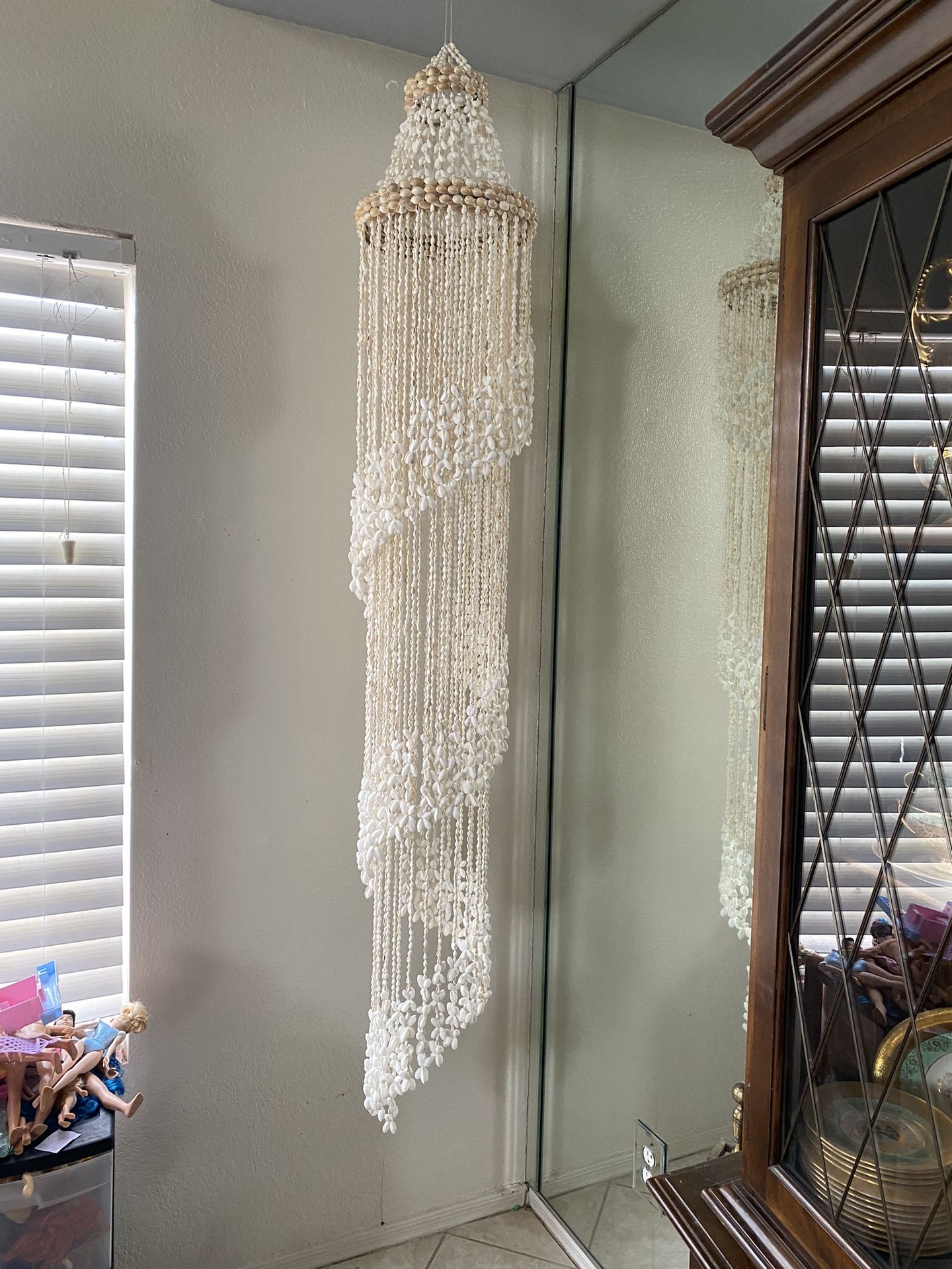 Vintage Real Shell Decor Chandelier