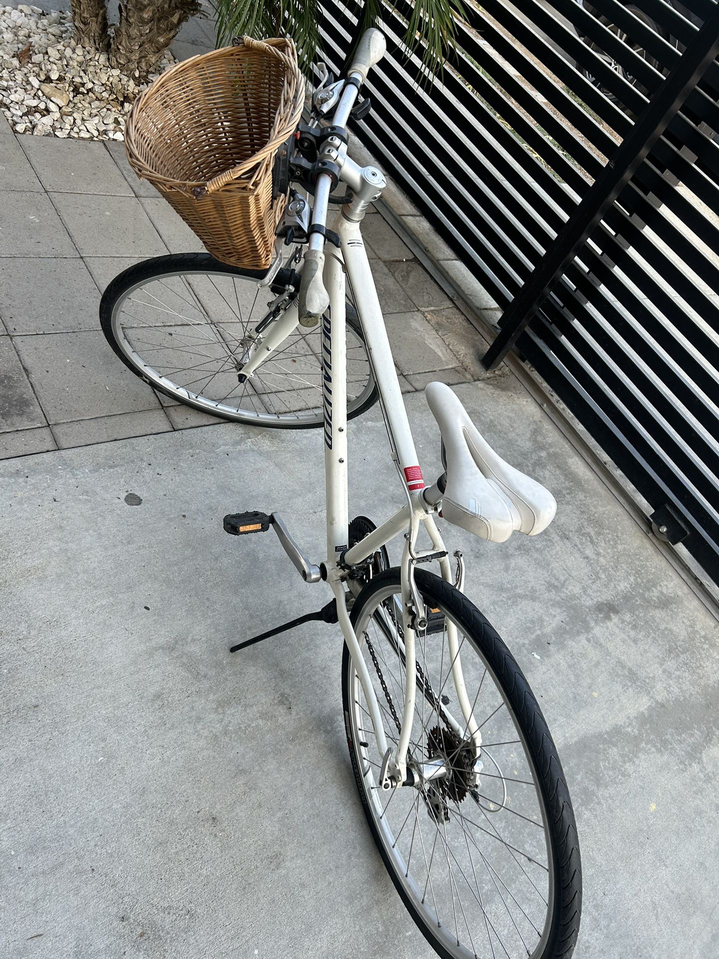 Specialized. Bike 