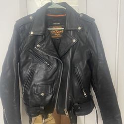 Milwaukee Woman’s Leather Jacket 