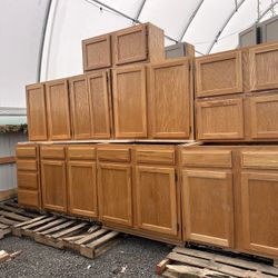 Heavy Duty Oak Cabinets!
