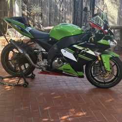 2005 Kawasaki ZX10R
