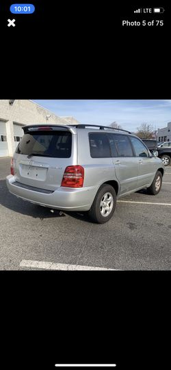 2003 Toyota Highlander clean