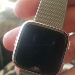 Fitbit Verse 2 