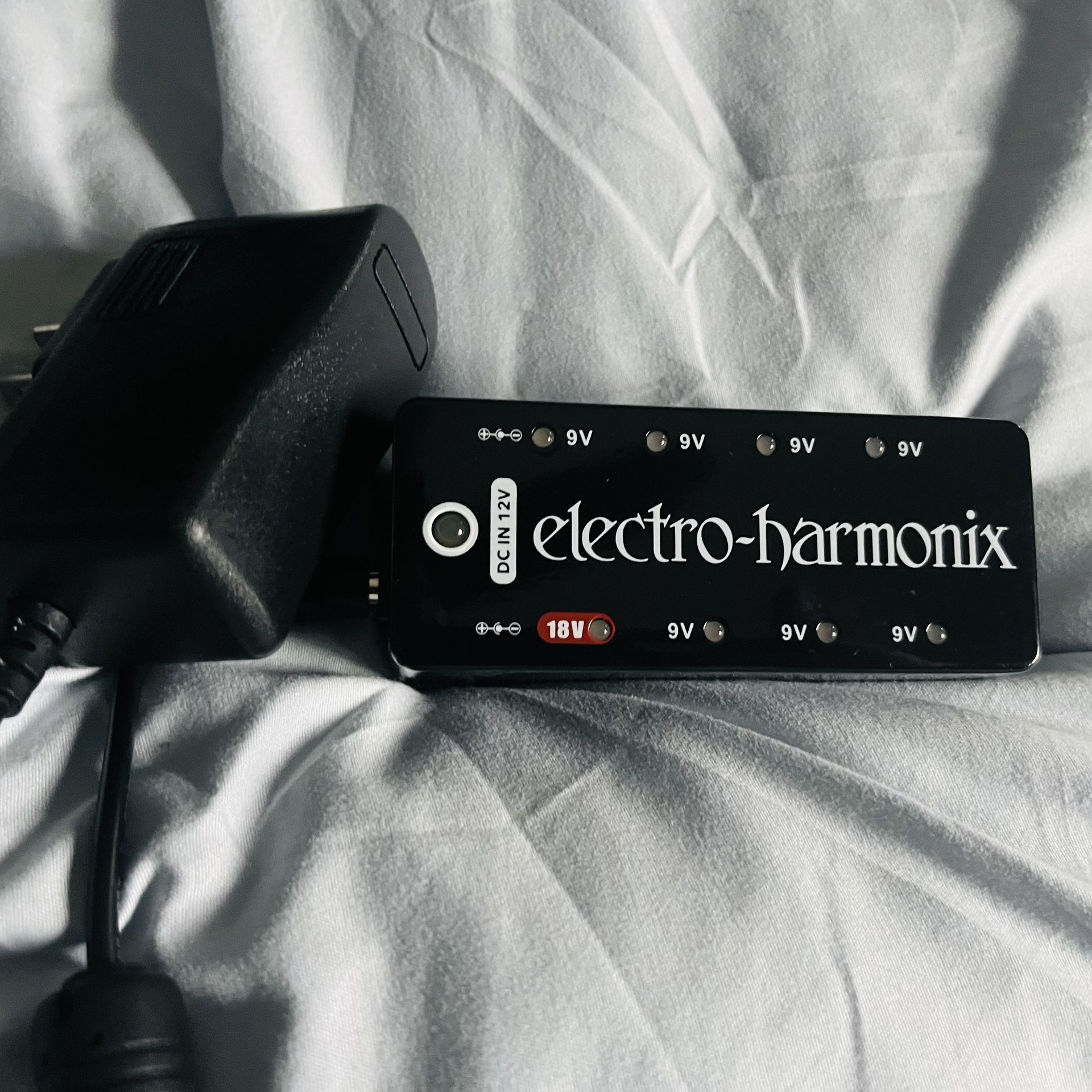 Electro-Harmonix power Source 9V + 18V