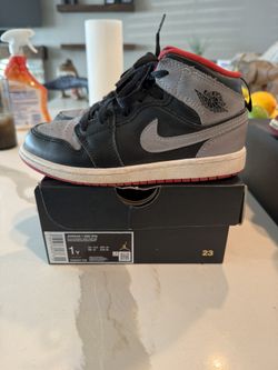 Jordan mid Size 1y 
