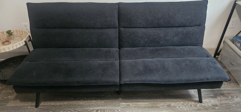 Black Futon