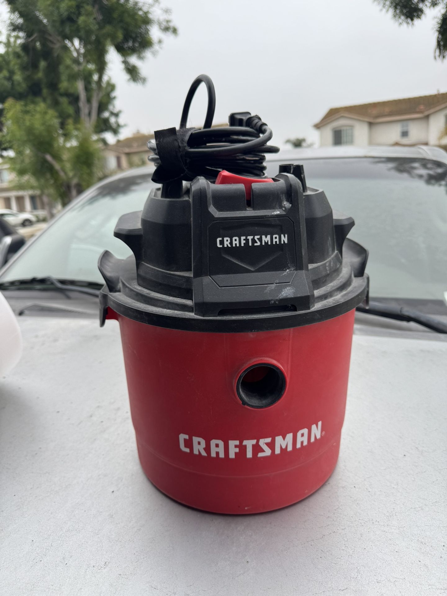 2.5 Gallon Craftsman Vaccun