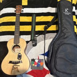 Magna MT-1 Ukulele Bundle w/ Case, Tuner, Capo, Picks & Cleaner Kit
