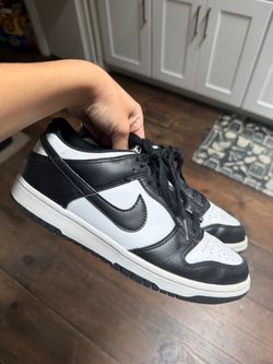 Black Nike Dunks 7Y