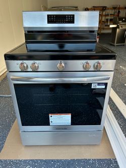 Frigidaire Electric Range/Oven