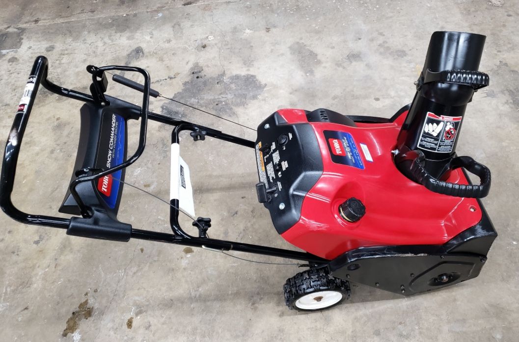 Toro Snow Commander Snowblower 