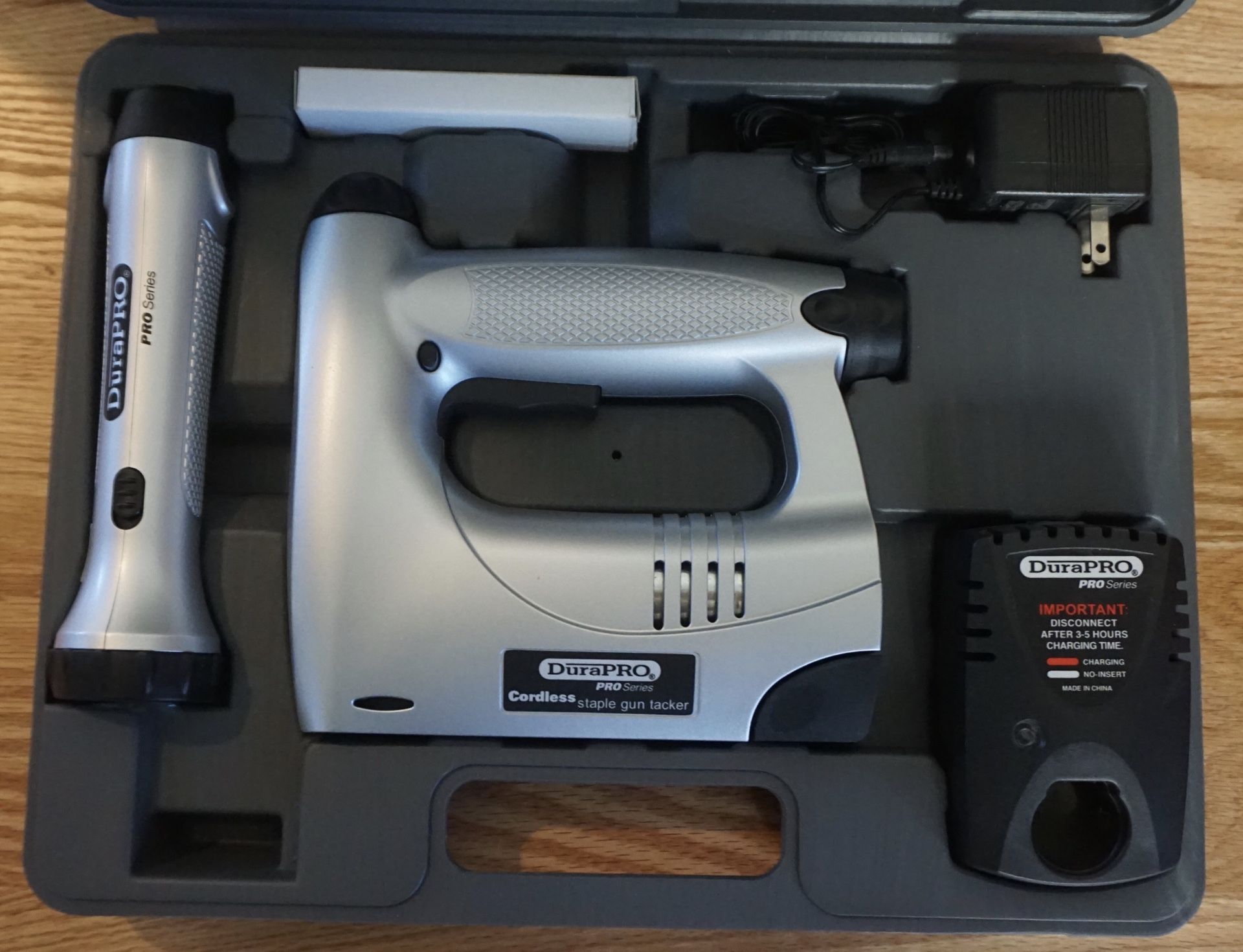 DuraPro Cordless Staple Gun Tacker & Flashlight for Sale in Woodinville