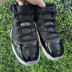 Pre Owned Jordan 11 Low Space Jam Sz 11