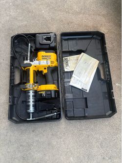 Dewalt Grease Gun