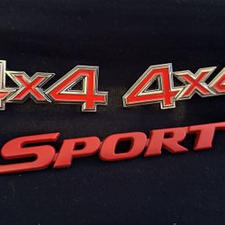 4X4 Sport Four-Wheel Drive Emblem Badge 3D Letter Metal Emblem Car Side Fender Rear Trunk Emblems