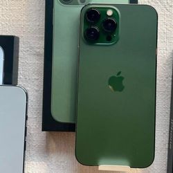 Apple IPhone 13 Pro 128gb  Unlocked, FREE Smartwach/ Headphones. Pay $1 Today Rest in payments. NO CREDIT NEEDED FINANCING