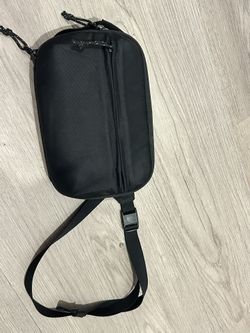 REI- Slingbag/Travel Organizer/Fannypack