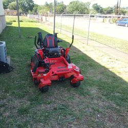 2021 Gravly Tractor 52" Deck Motor Kawasaki, Tiene 38 Horas Esta Casi Nueva La Pueden Provar Sigustan 