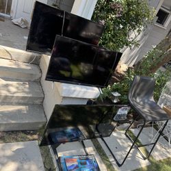 Flat Screen Smart TVs