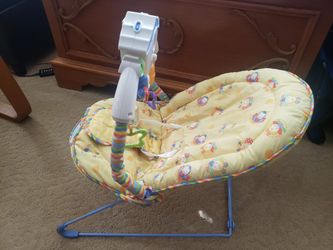 Fisher Price Calming Vibrations Baby Bouncer Rocker