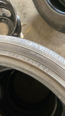 Used 235/40R19