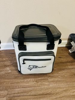Coho Soft Side Portable Cooler (24 cans)