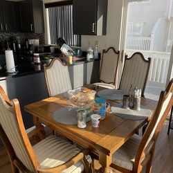 Dinning Table