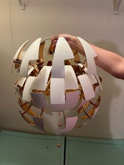 Transforming ceeling light