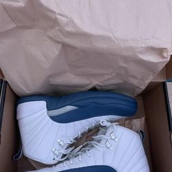 Jordan 12 French Blue DS