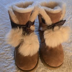 UGG GITA CHESTNUT SHORT BOOTS