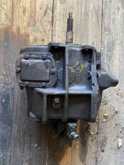 Muncie SM465 4 Speed Manual Transmission Granny Low Gear