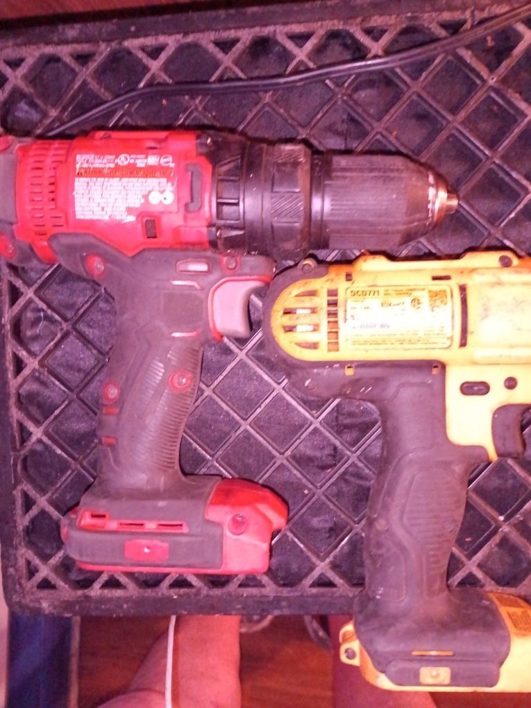 Two 20 V Drills/ Both Tested !!! ($15) Each 