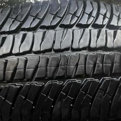 4 MICHELIN LT275-65R20 LODE E $600