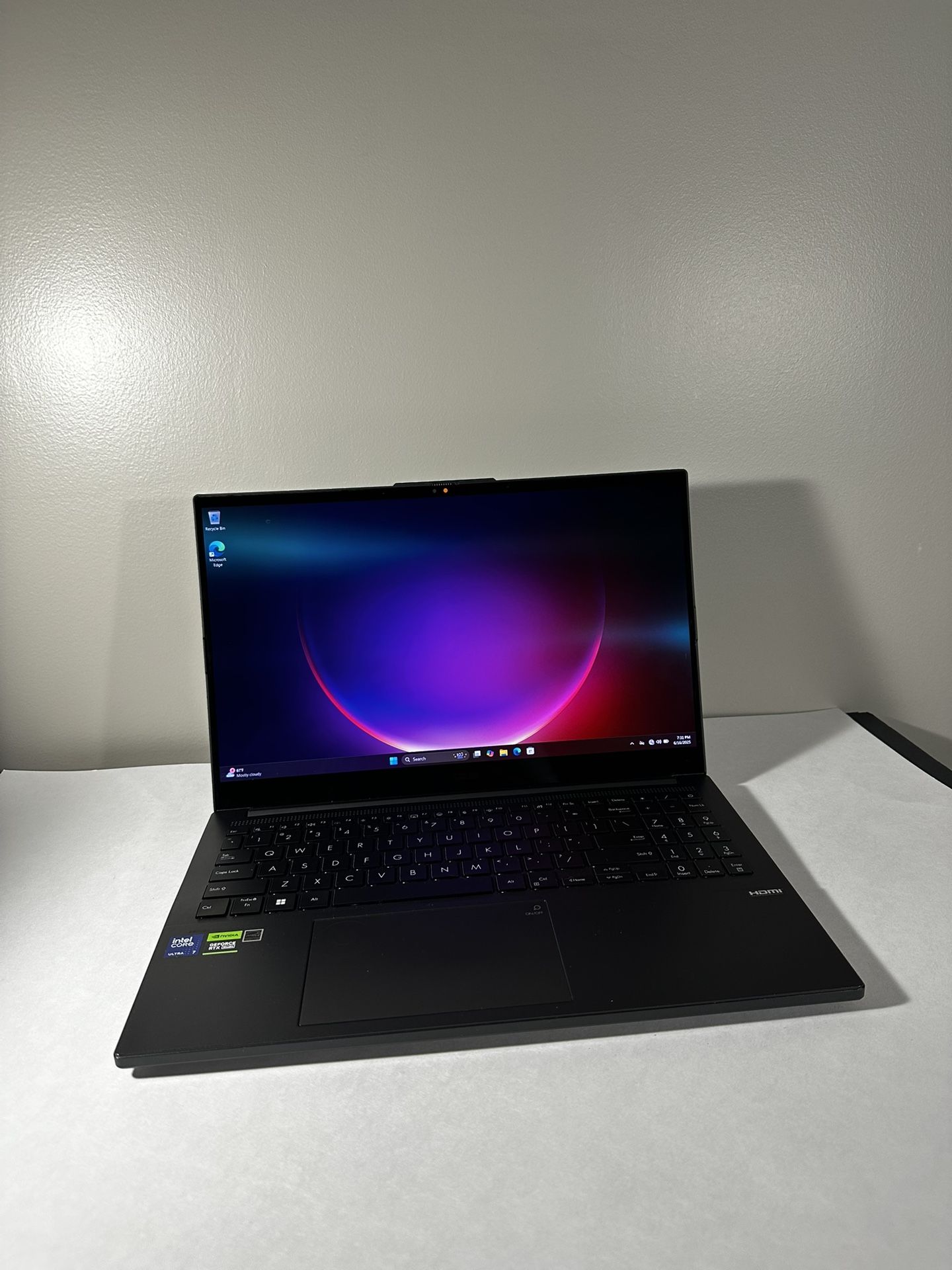 π₯ ASUS OLED Laptop β RTX 3050 / Ultra 7 / 16GB / 1TB β FAST