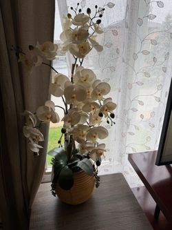 Artificial flower