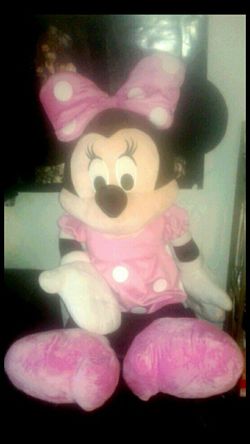 Giant minnie mouse plush toy