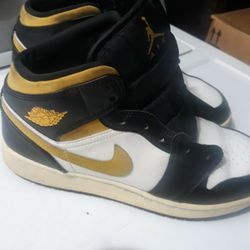 Air Jordans 1 Black And Yellow