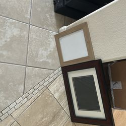 Picture frames  4pc
