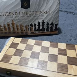 Brand New Chess & Checkers Set