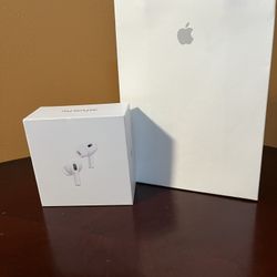 AirPods Pro 2nd Generation with MagSafe Wireless Charging Case (USB-C)