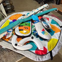 Baby Einstein 4-in-1 Kickin’ Tunes Music and Language Discovery Gym