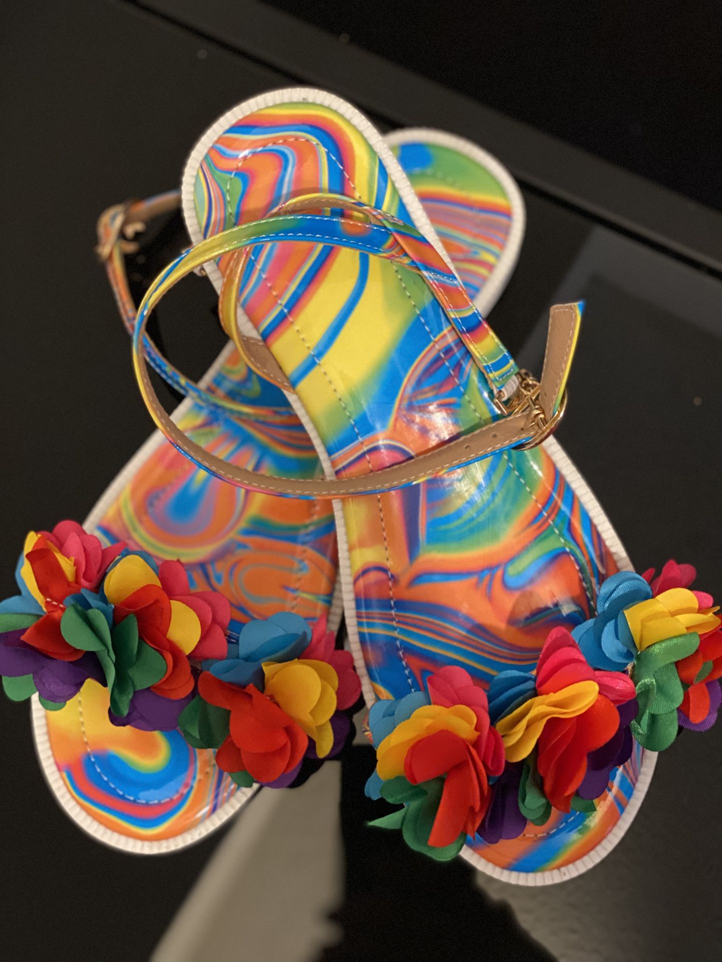 Kids Size 4c Girls MultiColor Sandals