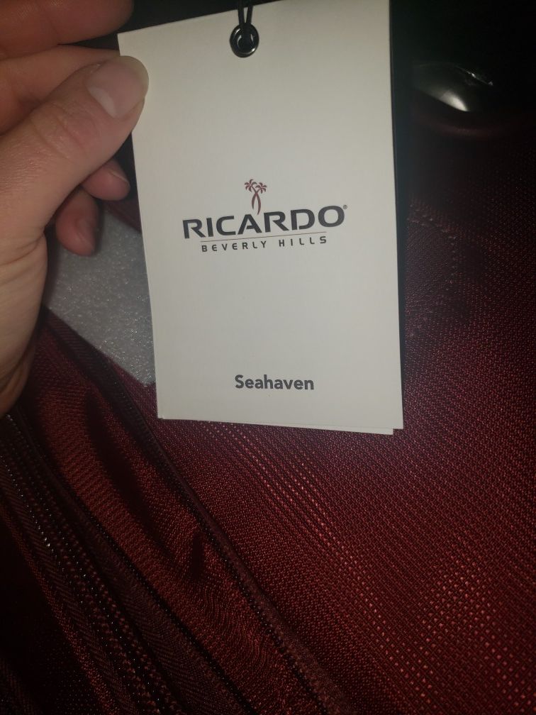 Ricardo large check in luggage