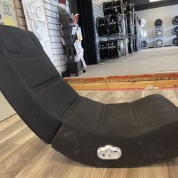 Gaming Chair With Speakers On The Side