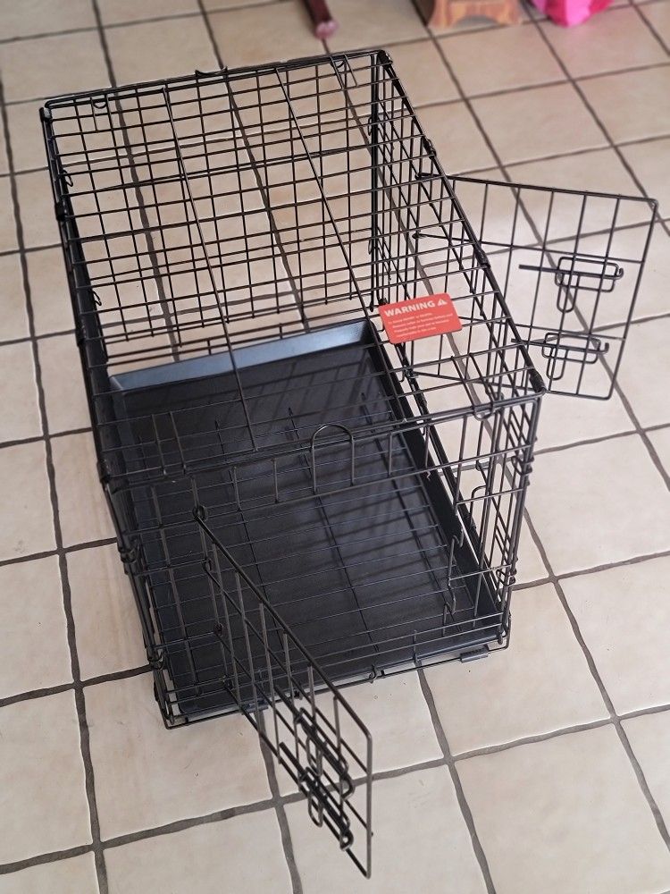 24 inch Dog Crate with Divider