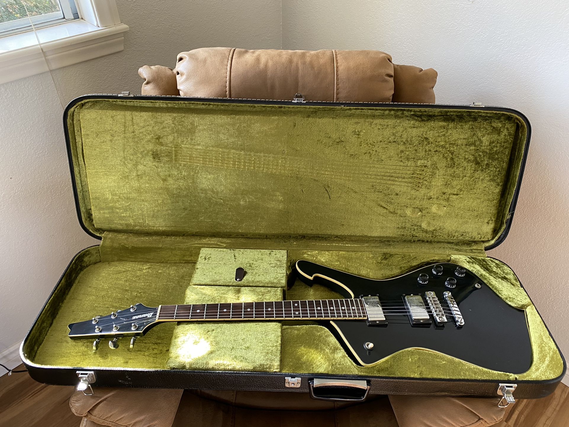 1978 Ibanez Iceman Guitar