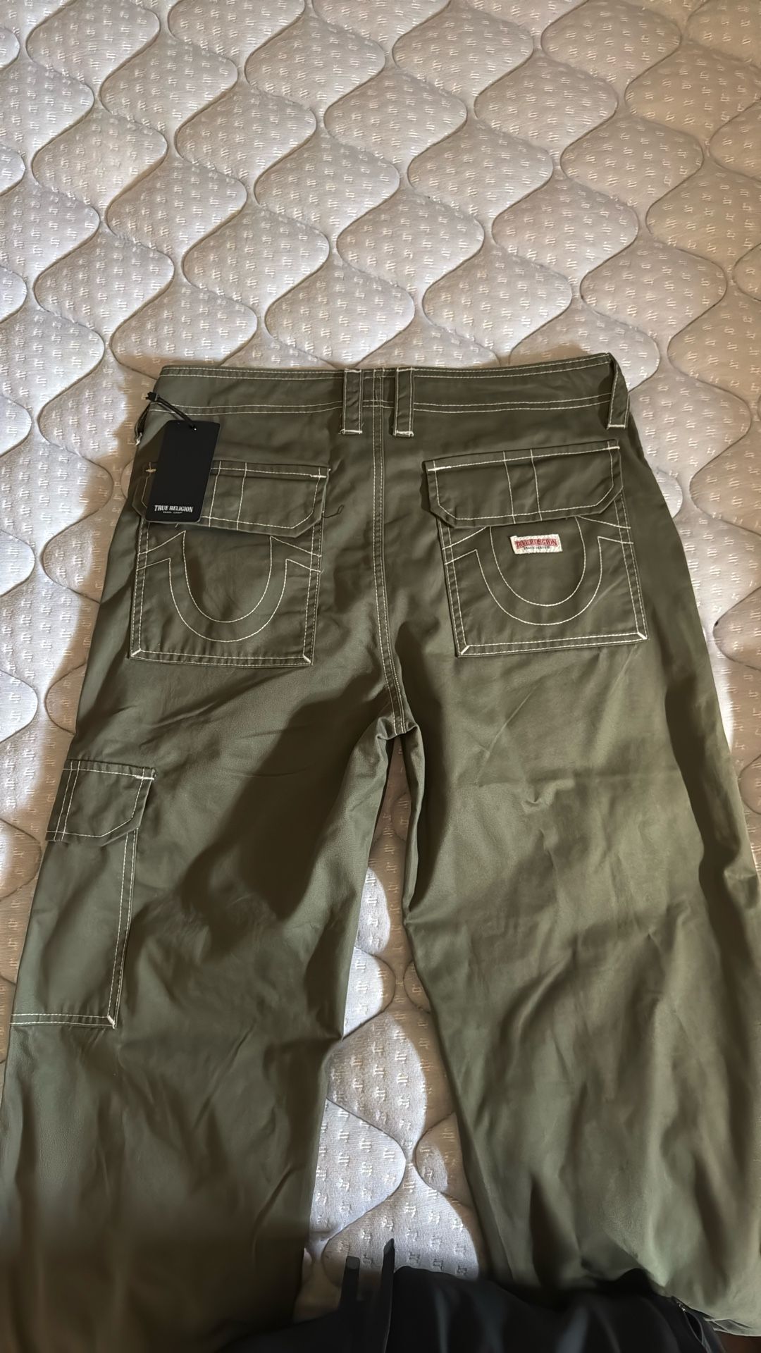 True Religion Bobbi Baggy Cargo Joggers