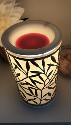 Bath and Body Works wax warmer