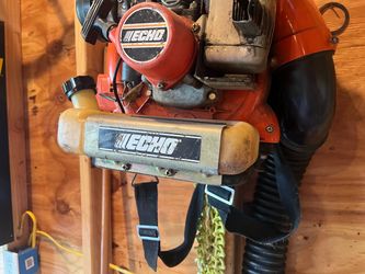 Used older echo backpack blower new carb running machine